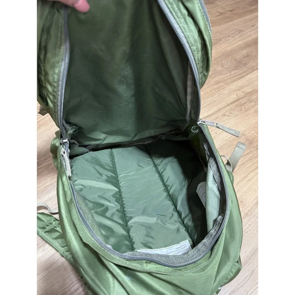 Vtg LL Bean Deluxe Reflective Backpack Nylon Green School Travel Hiking Daypack